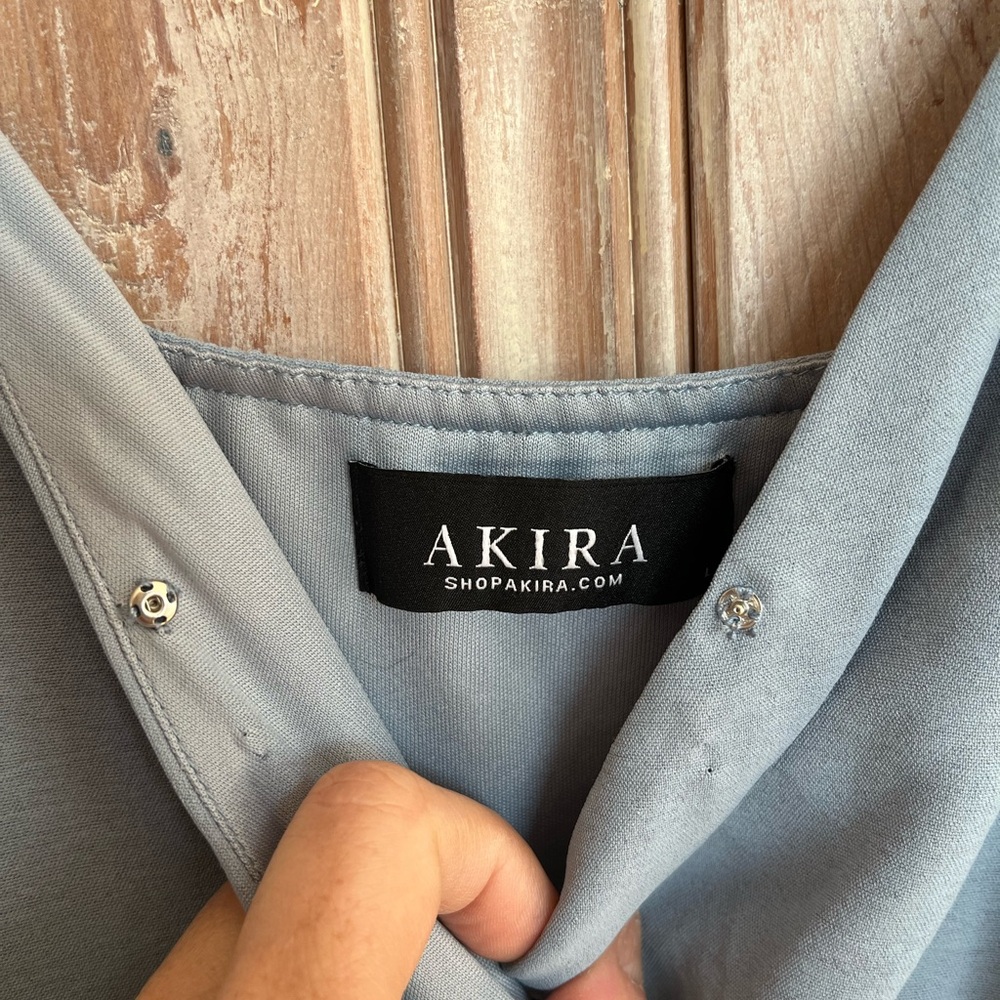 AKIRA Romper Flowing Layered Bottom Vacation Blue Gray Size Large - Picture 11 of 11